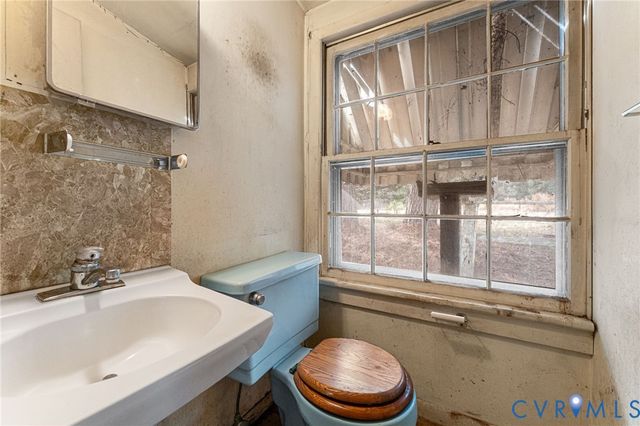 8418 Buffin Rd, Henrico, VA 23231