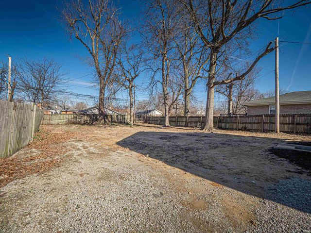 2820 Pollack Avenue, Evansville, IN 47714