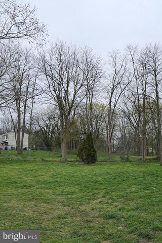 40 S PRINCE ST, Millersville, PA 17551