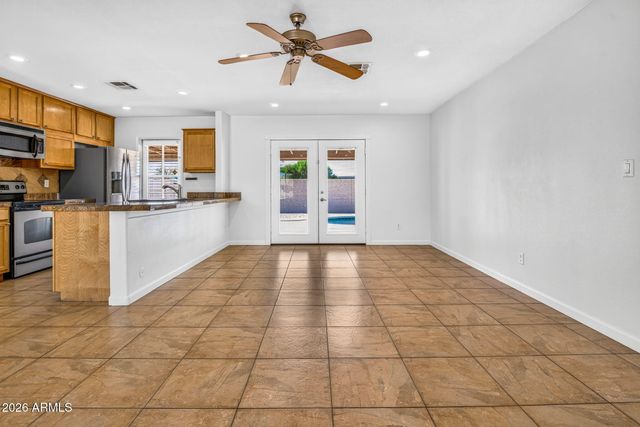 619 E DIAMOND Drive, Tempe, AZ 85283