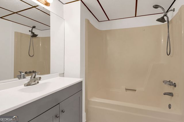 1135 Shiloh Lane NW, Kennesaw, GA 30144