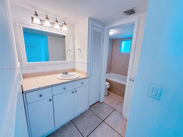 1345 Lincoln Rd 402, Miami Beach, FL 33139