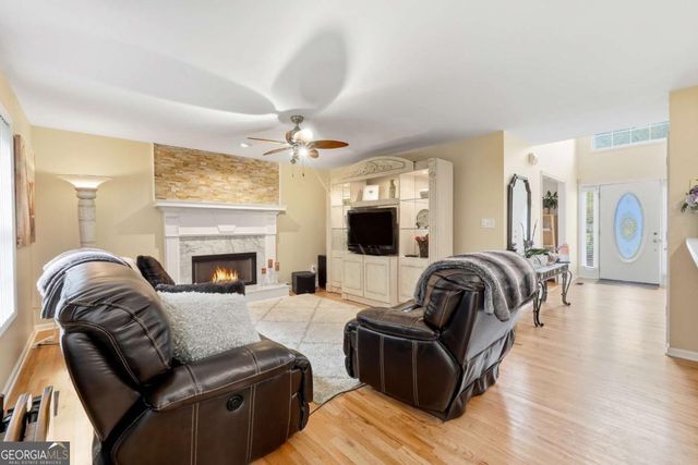 1209 Wilkes Way SW, Marietta, GA 30064