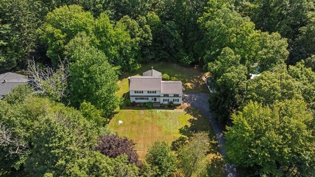 11 Hickory Rd, Southborough, MA 01772