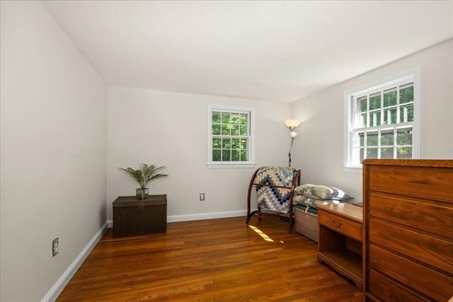 11 Hickory Rd, Southborough, MA 01772