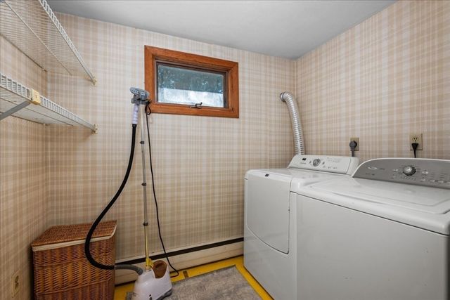 11 Hickory Rd, Southborough, MA 01772