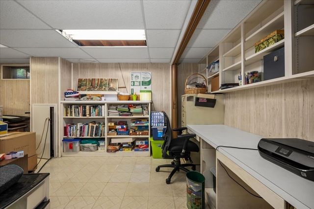11 Hickory Rd, Southborough, MA 01772