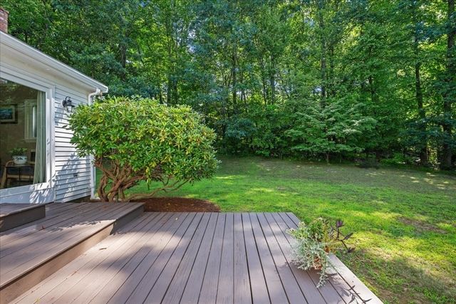 11 Hickory Rd, Southborough, MA 01772
