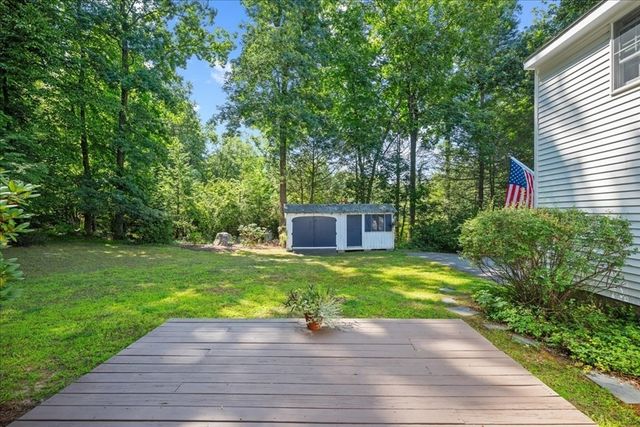 11 Hickory Rd, Southborough, MA 01772