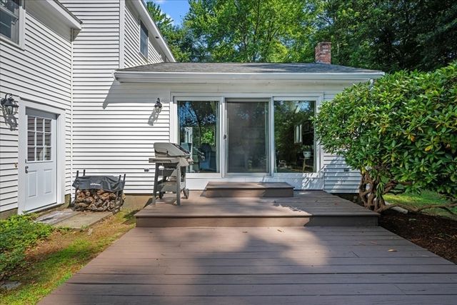 11 Hickory Rd, Southborough, MA 01772