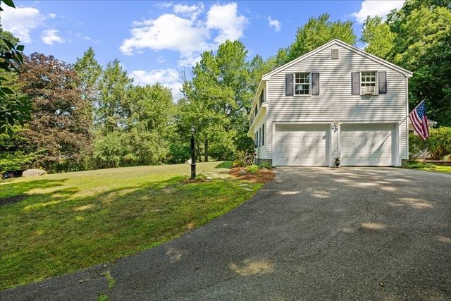 11 Hickory Rd, Southborough, MA 01772