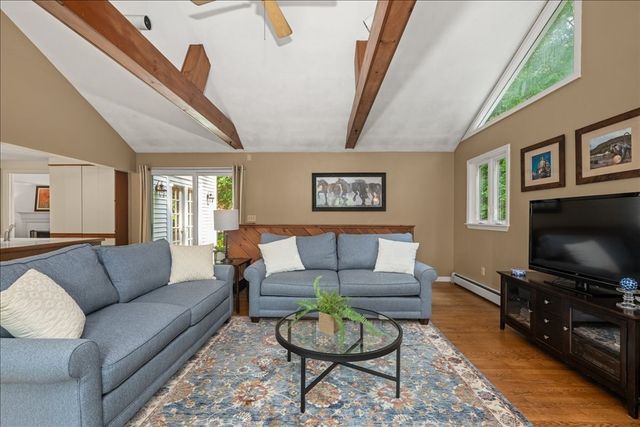 11 Hickory Rd, Southborough, MA 01772