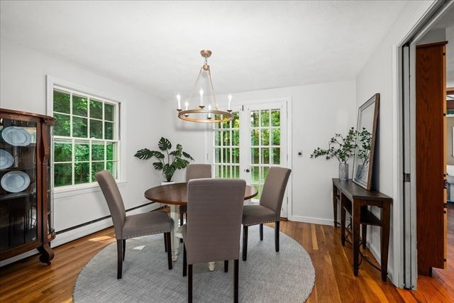 11 Hickory Rd, Southborough, MA 01772