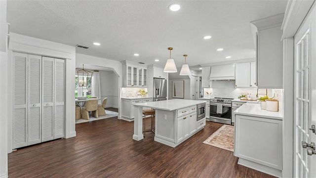 1631 LAKEWOOD DRIVE S, Lakeland, FL 33813