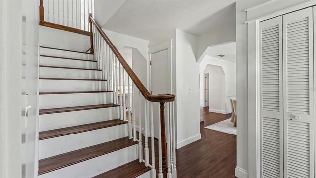 1631 LAKEWOOD DRIVE S, Lakeland, FL 33813