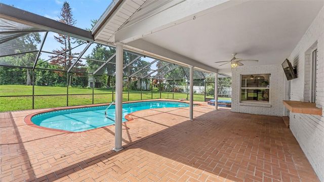 1631 LAKEWOOD DRIVE S, Lakeland, FL 33813
