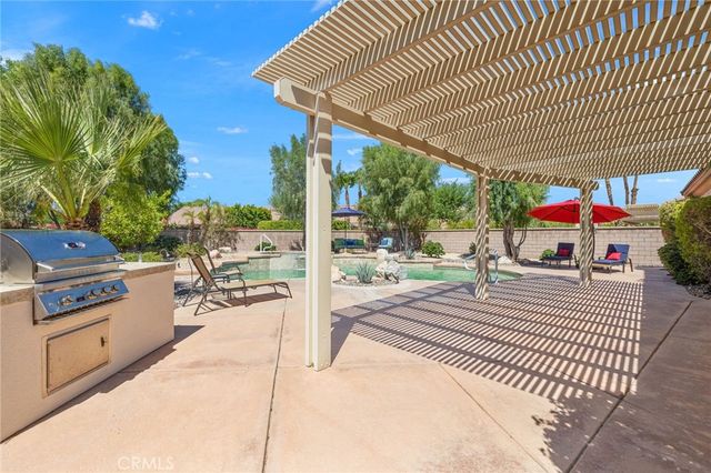 39371 Blossom Cir., Palm Desert, CA 92211