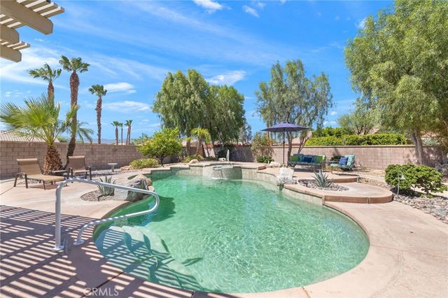 39371 Blossom Cir., Palm Desert, CA 92211