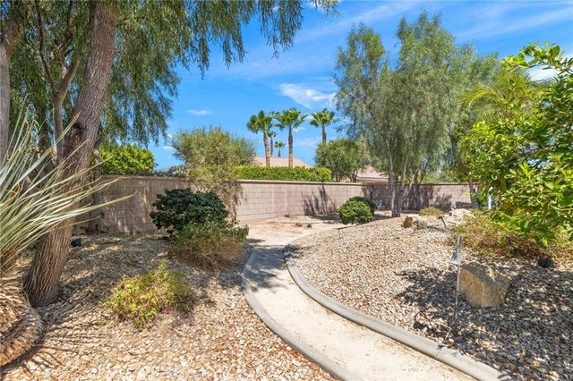 39371 Blossom Cir., Palm Desert, CA 92211