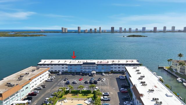 100 Shore Court 104, North Palm Beach, FL 33408