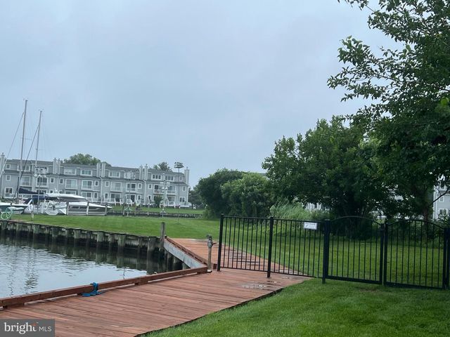 436 OYSTER COVE DR, Grasonville, MD 21638