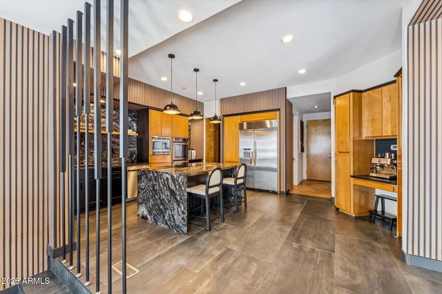 12233 S RUNNING BEAR Court, Phoenix, AZ 85044