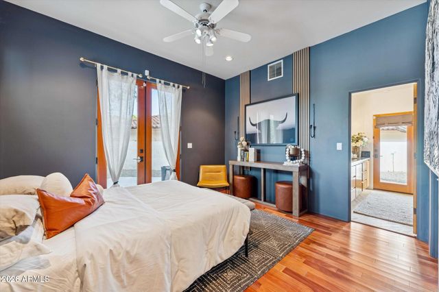 12233 S RUNNING BEAR Court, Phoenix, AZ 85044