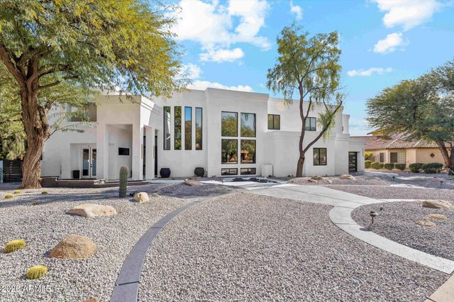 12233 S RUNNING BEAR Court, Phoenix, AZ 85044