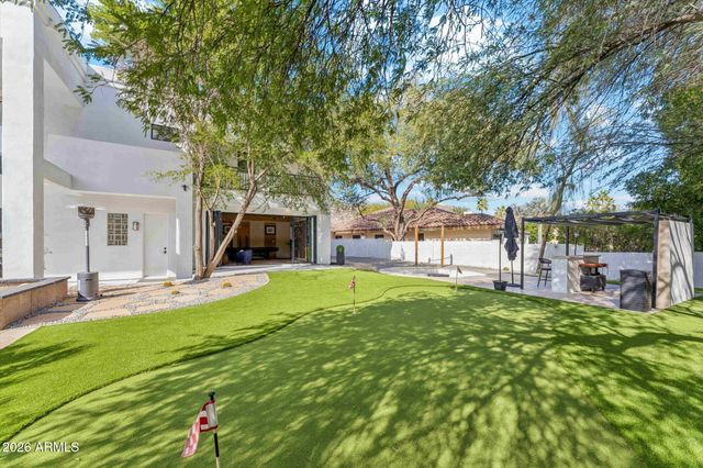 12233 S RUNNING BEAR Court, Phoenix, AZ 85044