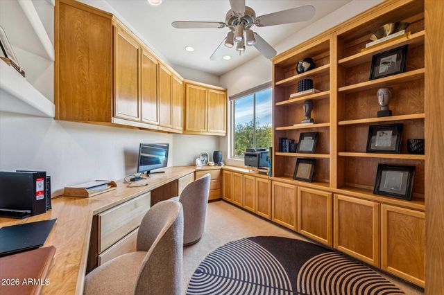 12233 S RUNNING BEAR Court, Phoenix, AZ 85044