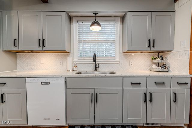 612 W Chisholm Street, Sanford, NC 27330