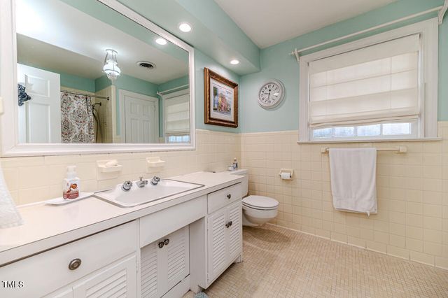 612 W Chisholm Street, Sanford, NC 27330
