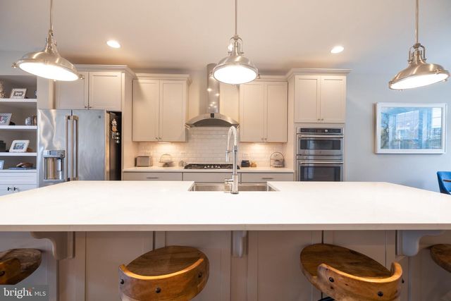 1209 BERRY ST, Baltimore, MD 21211