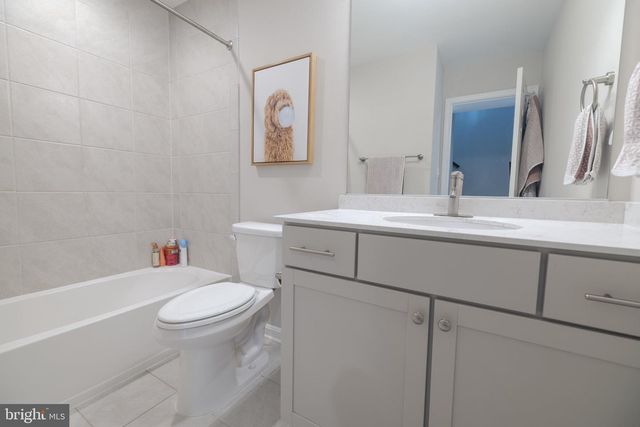 1209 BERRY ST, Baltimore, MD 21211