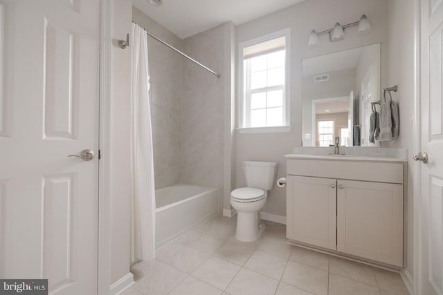1209 BERRY ST, Baltimore, MD 21211