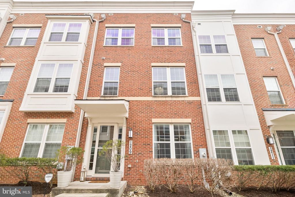 1209 BERRY ST, Baltimore, MD 21211