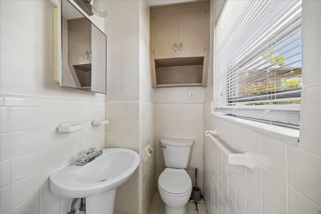 1314 W 31st Street, Houston, TX 77018