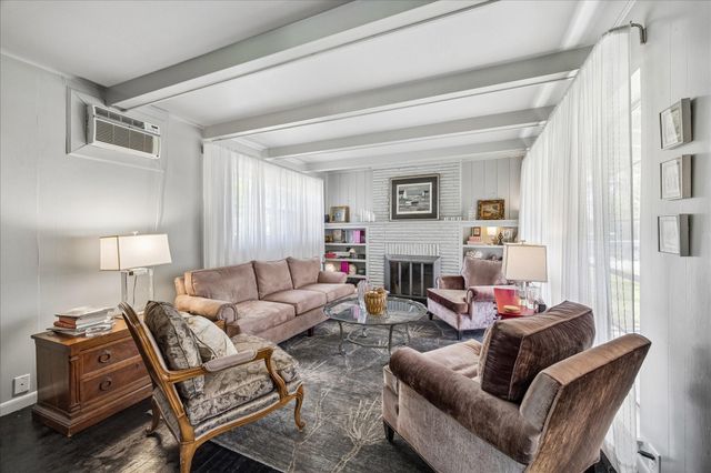 1314 W 31st Street, Houston, TX 77018