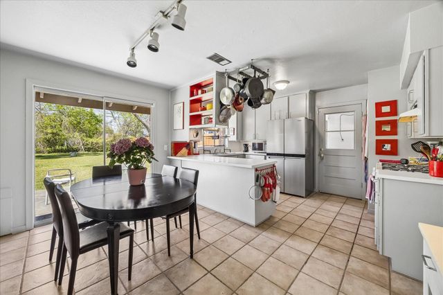 1314 W 31st Street, Houston, TX 77018