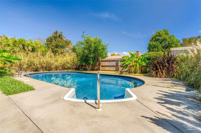 3600 Summit Blvd, Pensacola, FL 32504