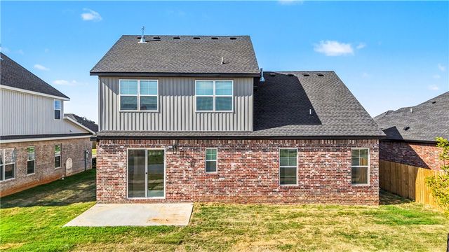 6705 SW Basswood Avenue, Bentonville, AR 72713