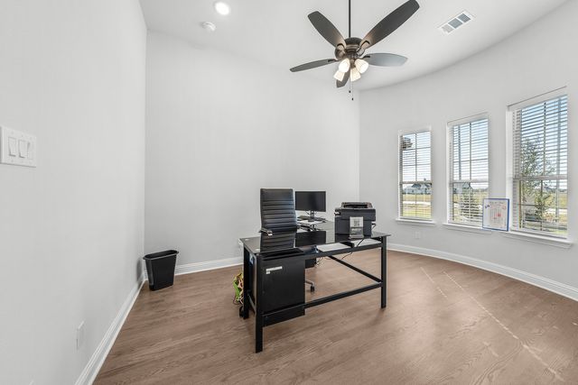 132 Liv Meadow, Waxahachie, TX 75165