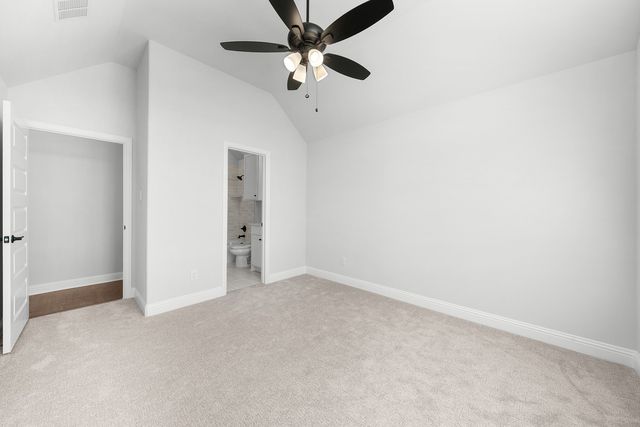 132 Liv Meadow, Waxahachie, TX 75165