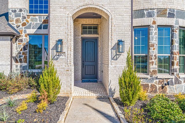 132 Liv Meadow, Waxahachie, TX 75165