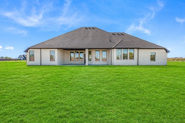 132 Liv Meadow, Waxahachie, TX 75165