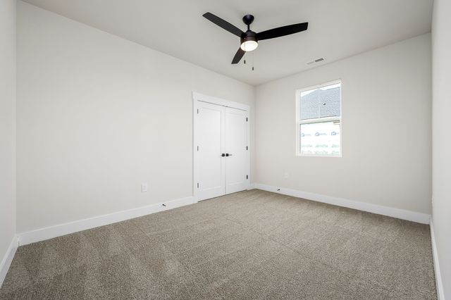 3416 Stonehorn Dr, Bell Buckle, TN 37020