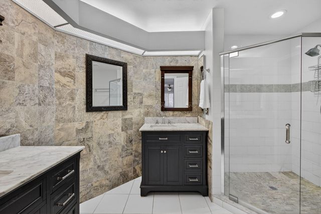 1103 Duncan Circle 202, Palm Beach Gardens, FL 33418