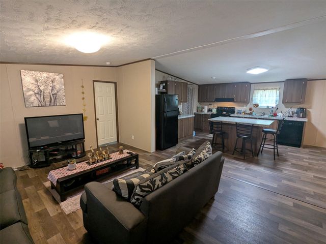 78 County Road 4281, Dayton, TX 77535