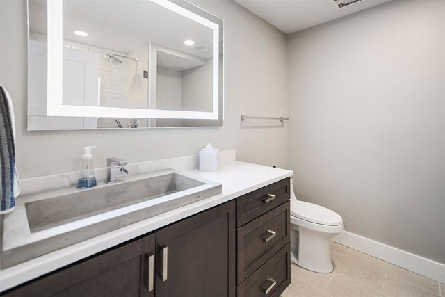 5568 Lakeview Drive, Interlochen, MI 49643