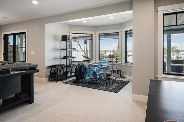 5568 Lakeview Drive, Interlochen, MI 49643